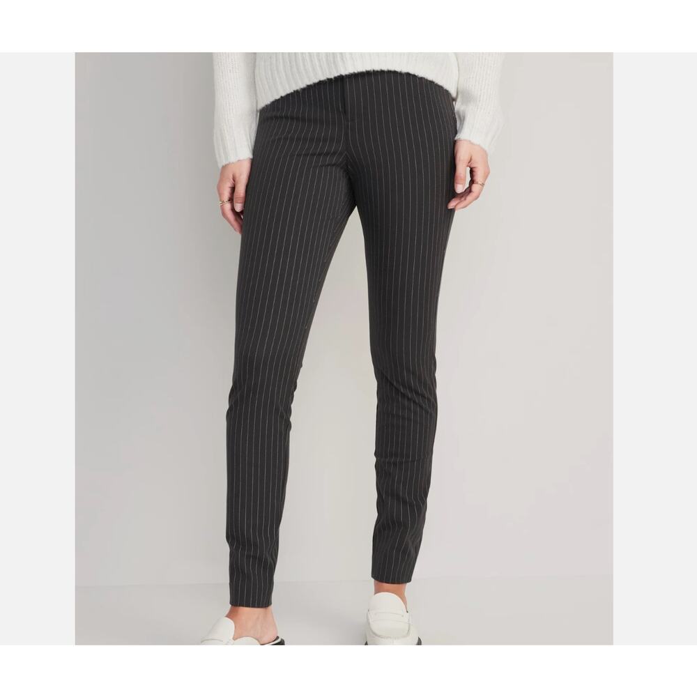 Old Navy - High Rise Pixie - Slim - Charcoal Pin Strip